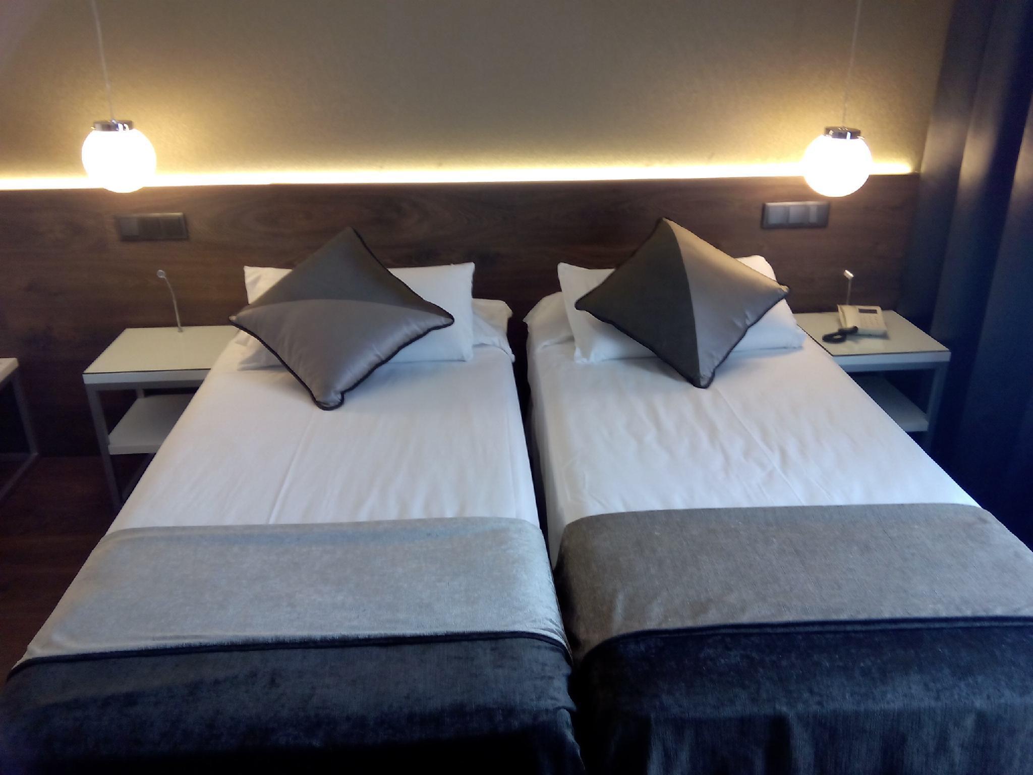 Moderno Hotel Barcelona Ngoại thất bức ảnh