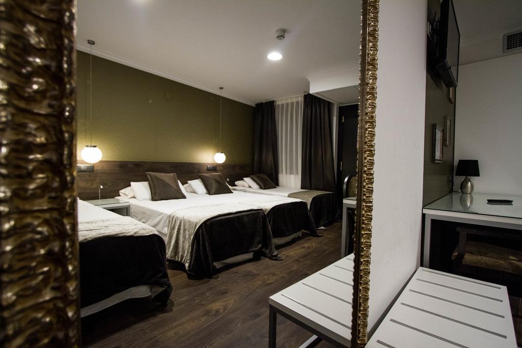 Moderno Hotel Barcelona Ngoại thất bức ảnh