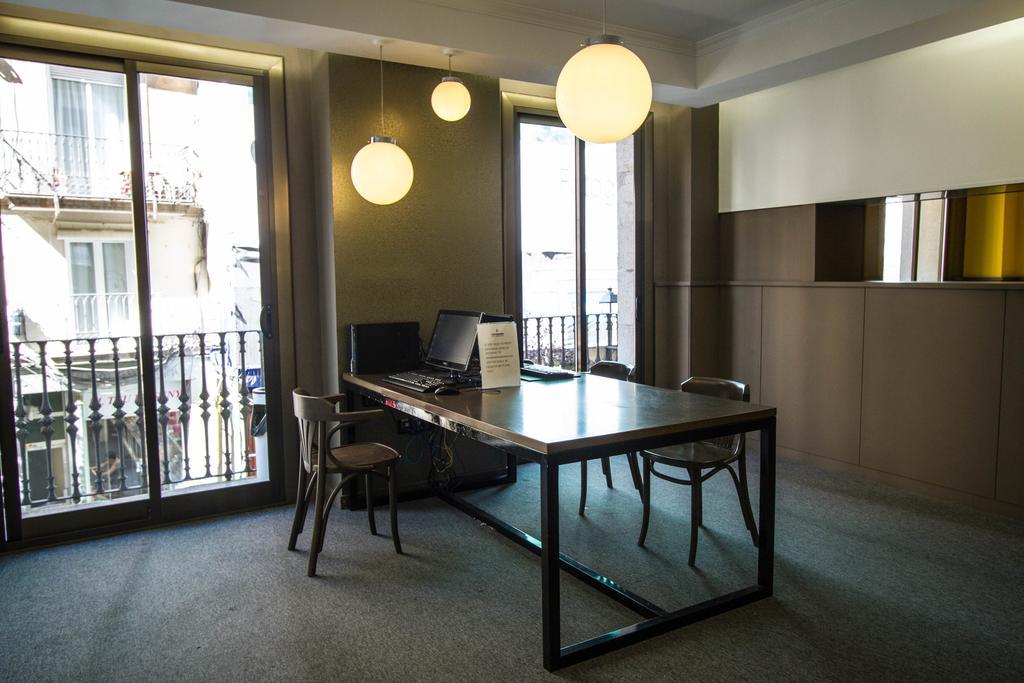 Moderno Hotel Barcelona Ngoại thất bức ảnh