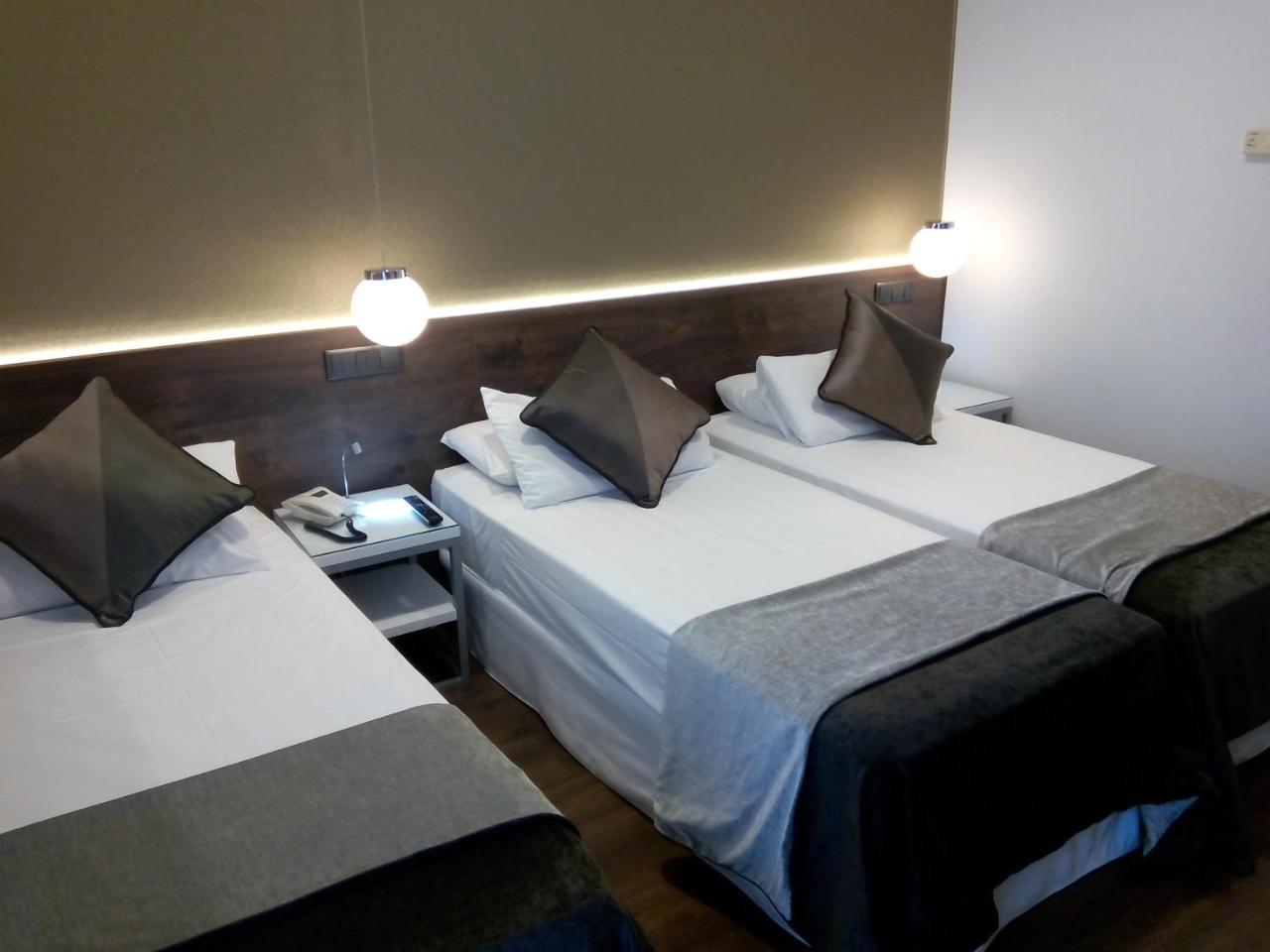 Moderno Hotel Barcelona Ngoại thất bức ảnh