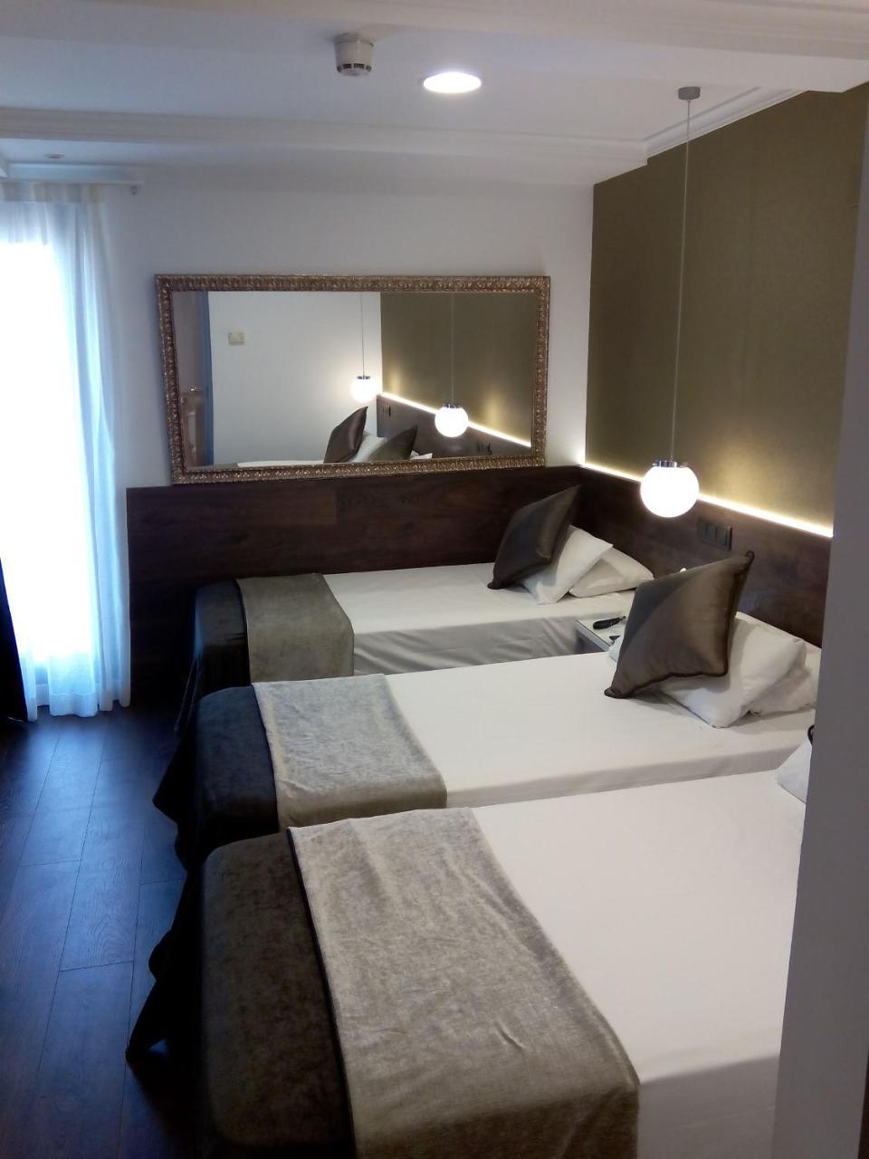 Moderno Hotel Barcelona Ngoại thất bức ảnh